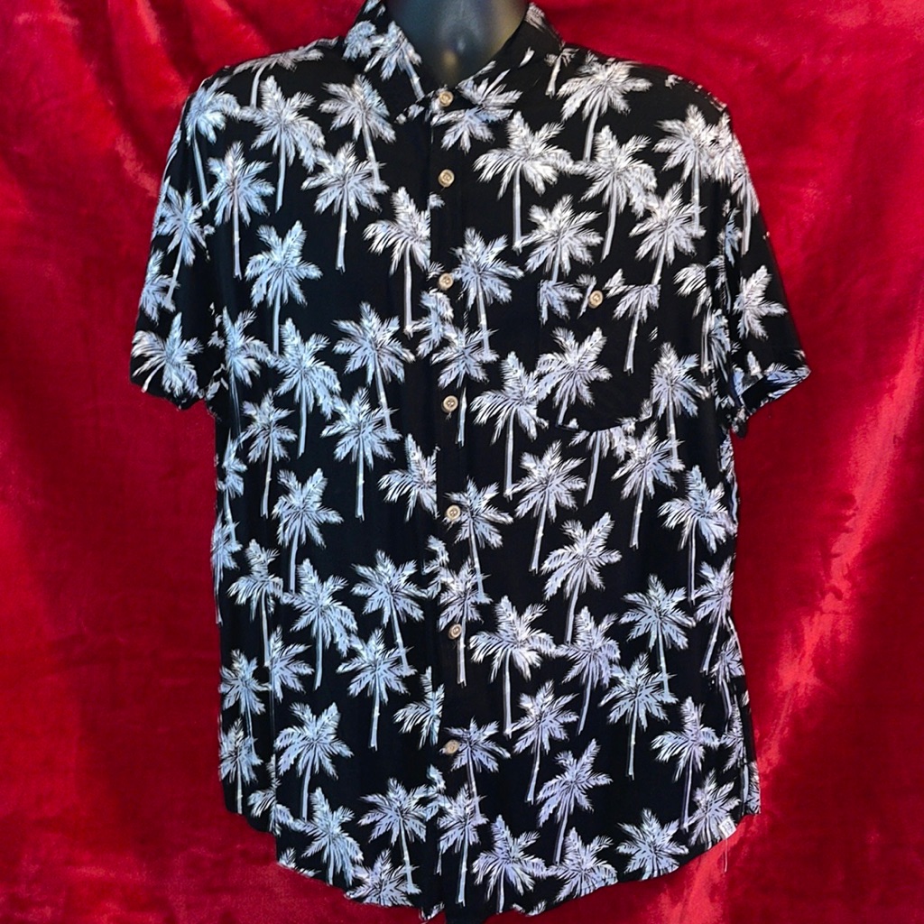 Sovereign Code Button Down Xl